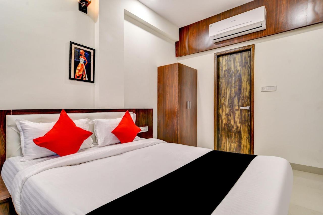 Capital O 77828 Hotel Twinkle Regency Hotel 3*